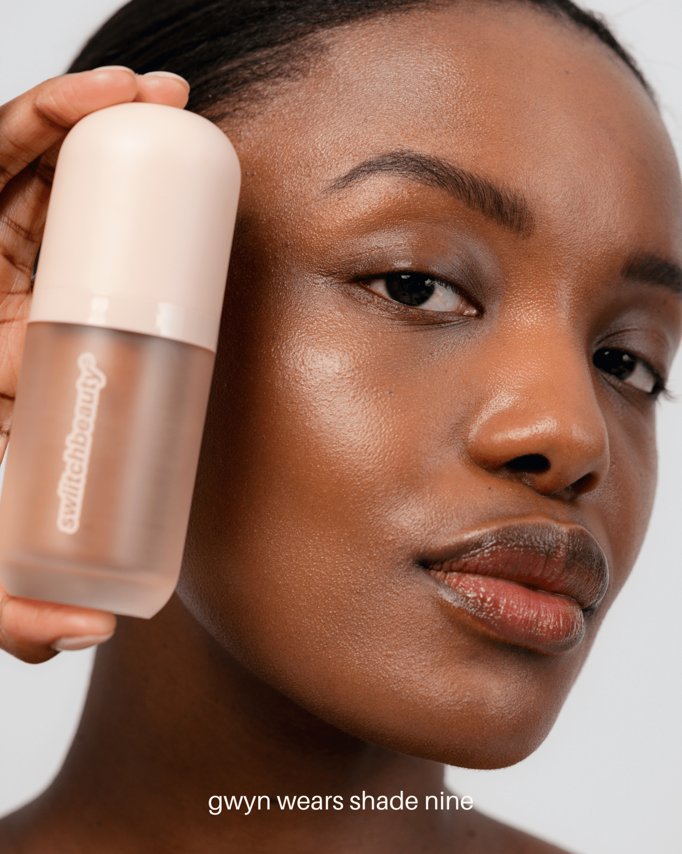 SWIITCHBEAUTY #TheBareMinimim - blurring skin tint